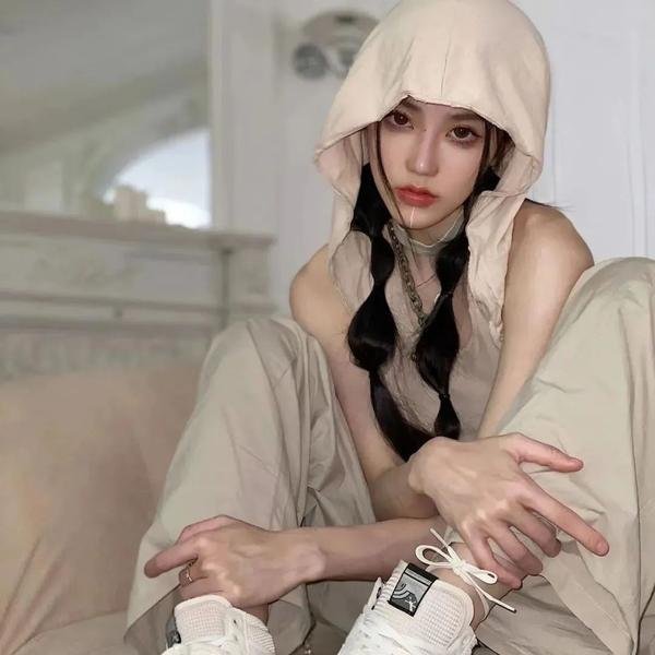 超级英雄女孩:星际游戏